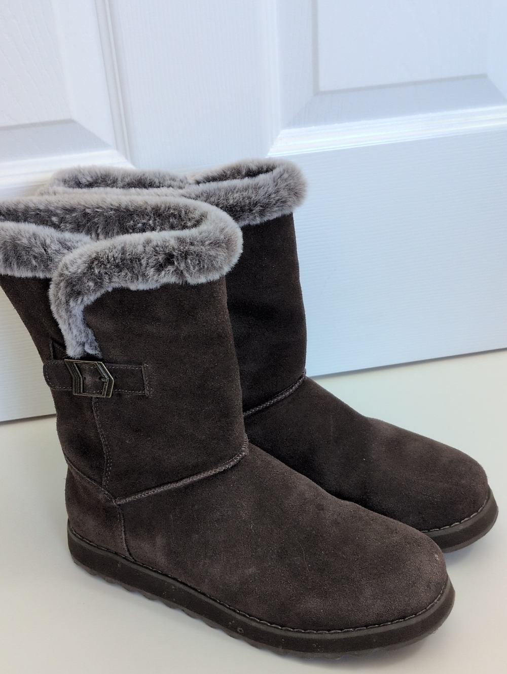 Skechers Keepsakes 2.0 Shivers Free Boots - Chocolate - 9